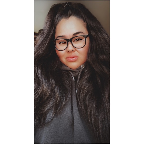 Meet your Posher, Kim - Picture 1 of 1